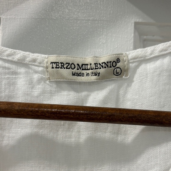 Terzo Millennio 100% Linen Sleeveless Top Lace Detail Hem Size L Resortwear - Picture 2 of 5